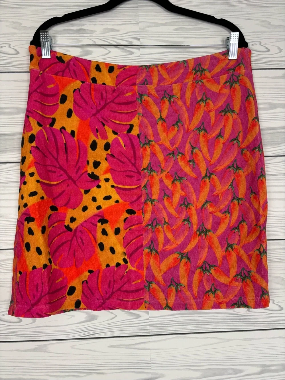Farm Rio Anthropologie Knit Mini Skirt Chili Peppers Bananas Size Large